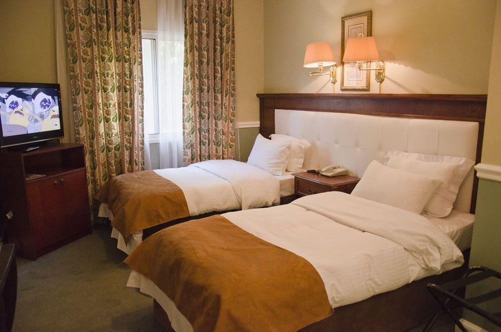 Hotel Villa Morra Suites อะซุนซิออง ภายนอก รูปภาพ