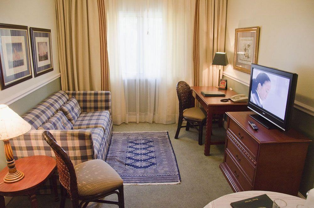 Hotel Villa Morra Suites อะซุนซิออง ภายนอก รูปภาพ