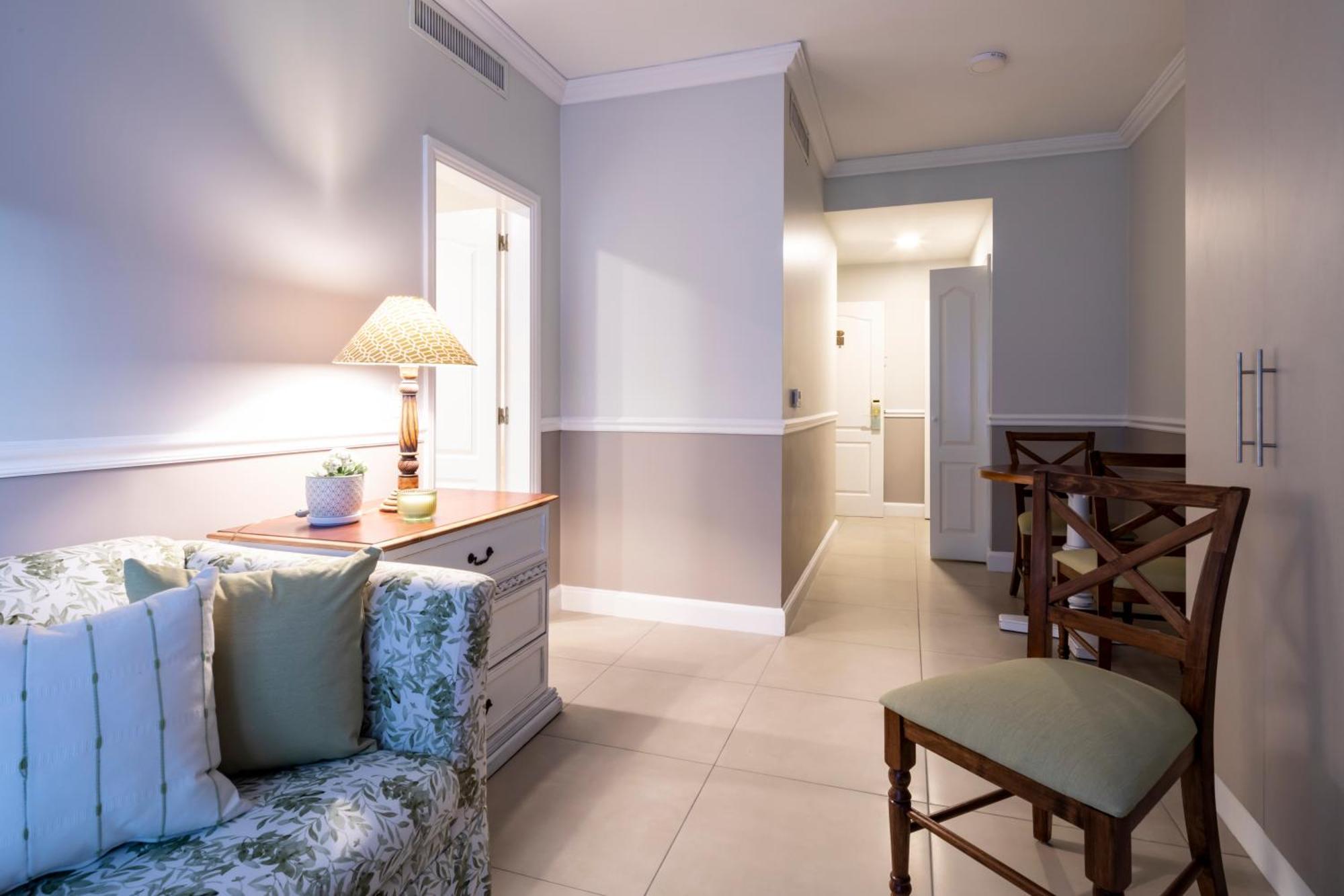 Hotel Villa Morra Suites อะซุนซิออง ภายนอก รูปภาพ