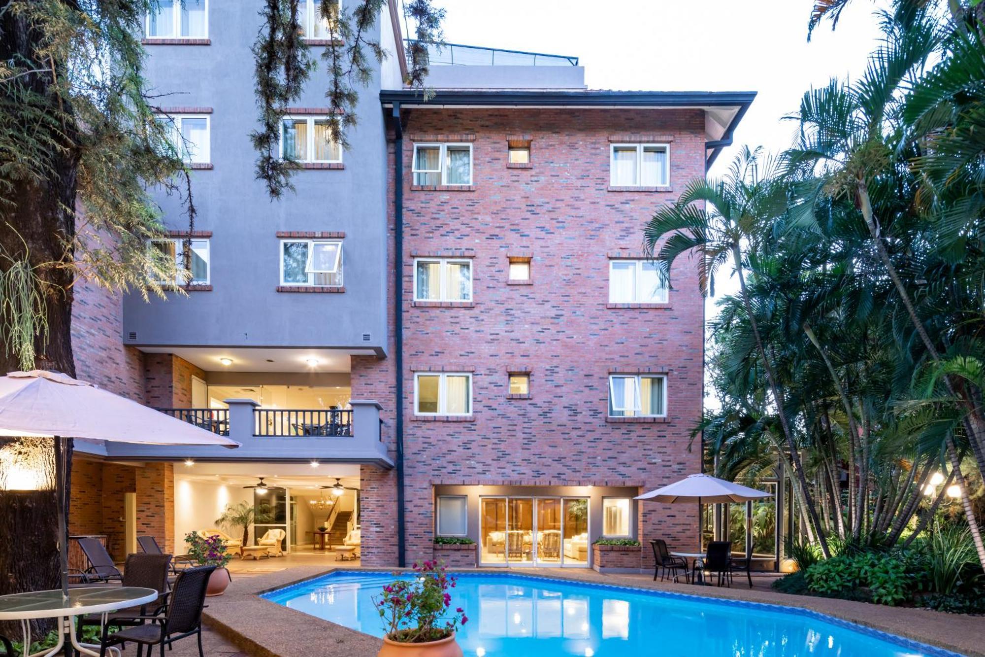 Hotel Villa Morra Suites อะซุนซิออง ภายนอก รูปภาพ